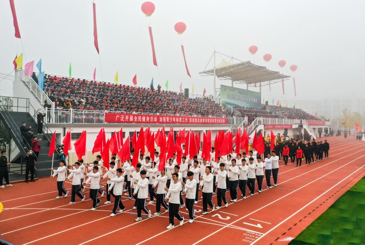 圖為開幕式現(xiàn)場。句容市文體廣電和旅游局供圖