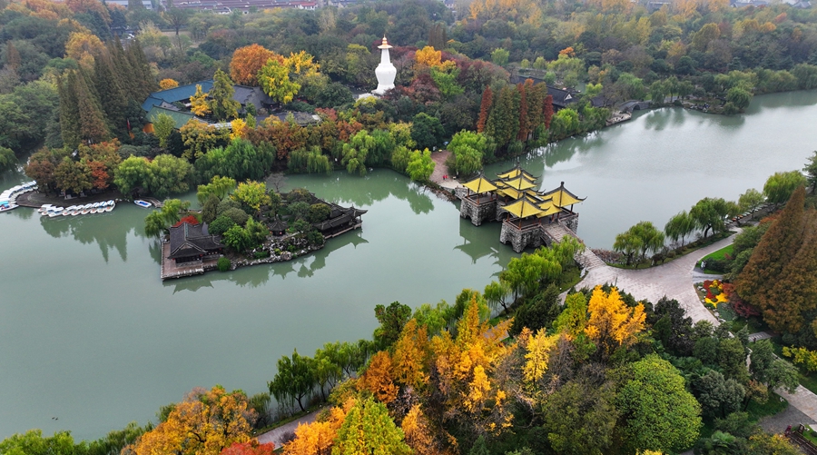 瘦西湖風(fēng)景區(qū)初冬美景。孟德龍攝