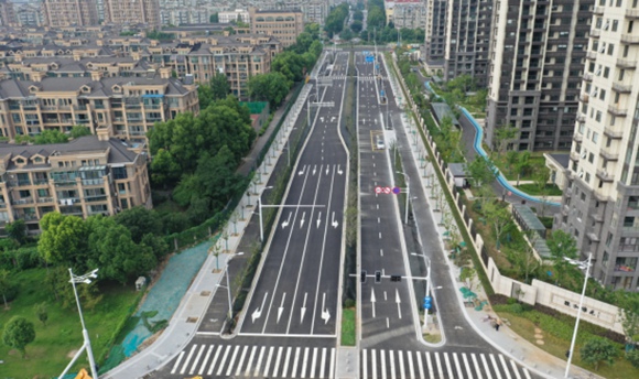 冶修一路道路建設(shè)工程。秦淮建設(shè)局供圖