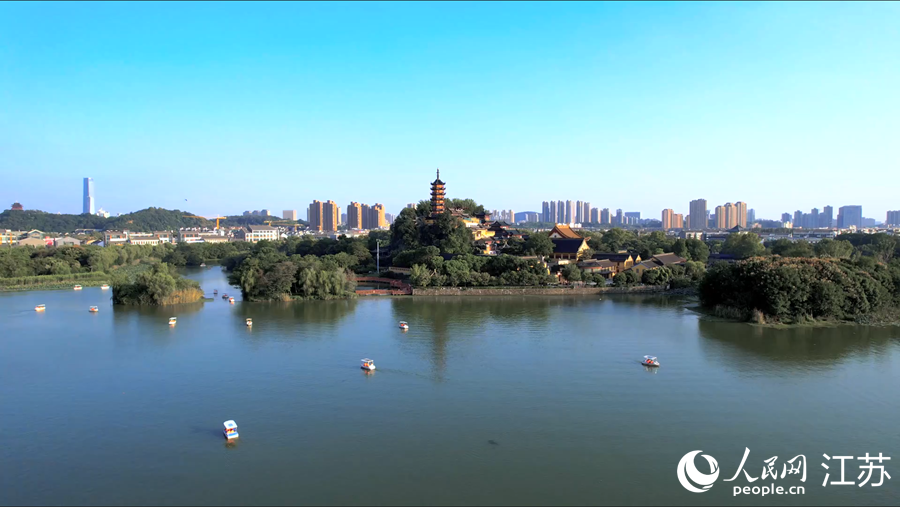 航拍鎮(zhèn)江金山公園。人民網 余樂攝